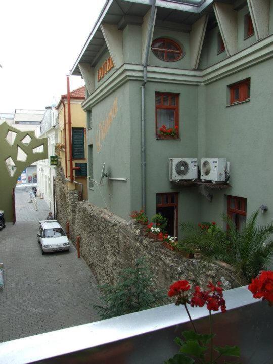 Hotel Diana Pécs Exterior foto