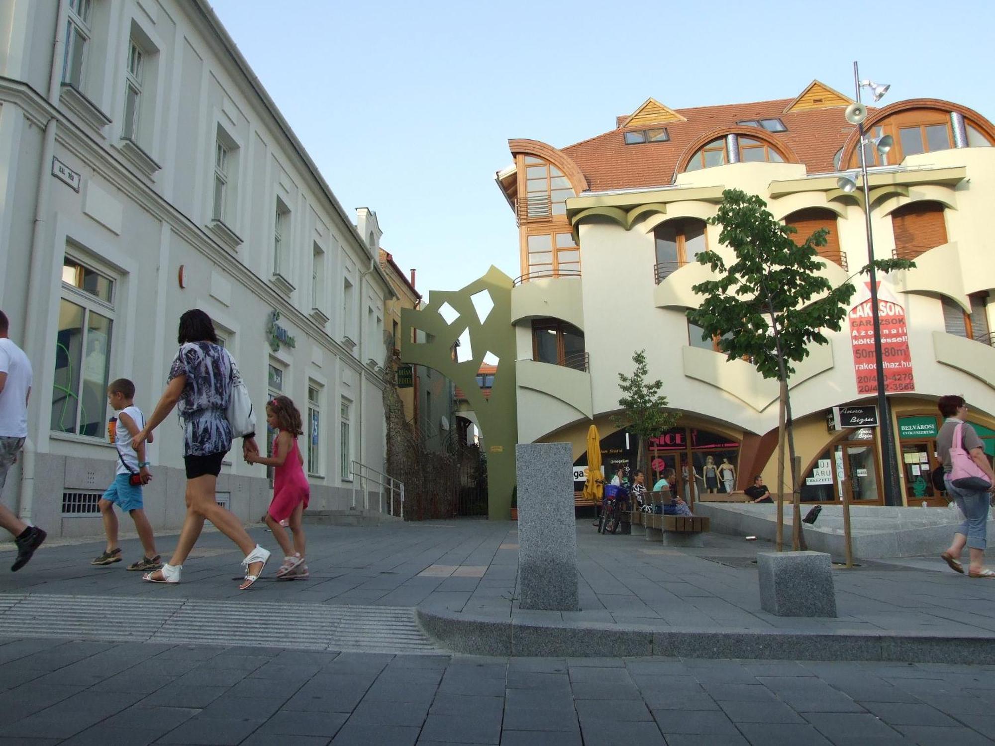 Hotel Diana Pécs Exterior foto
