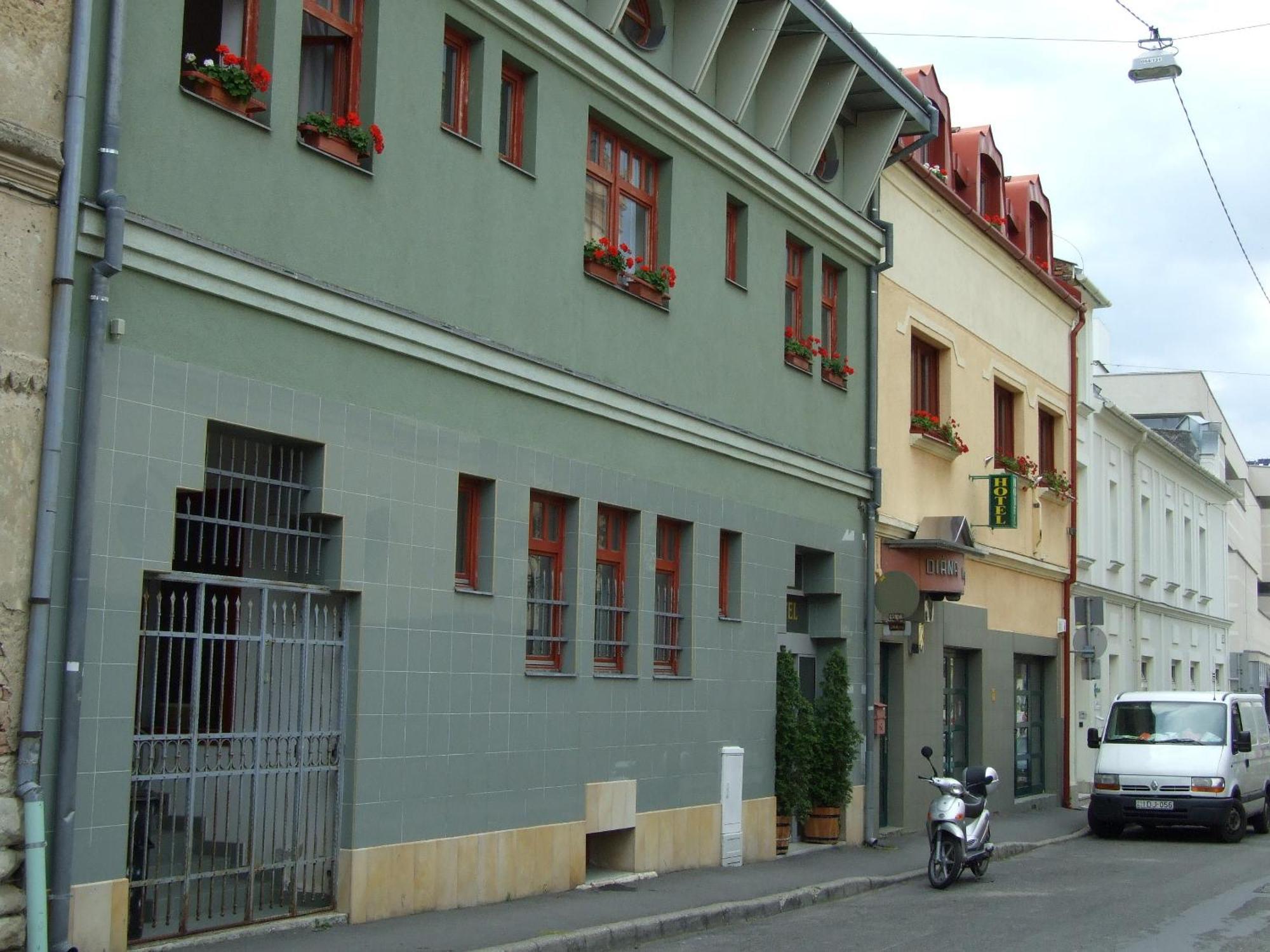Hotel Diana Pécs Exterior foto