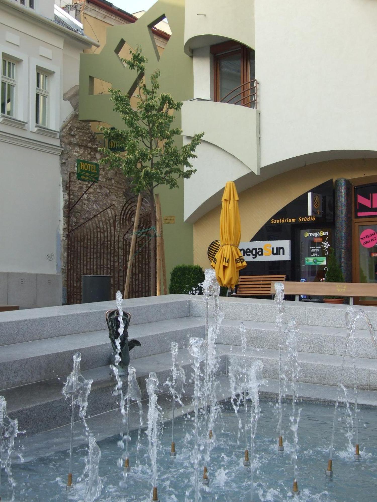 Hotel Diana Pécs Exterior foto